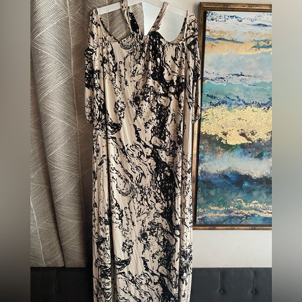 Rachel Pally Maxi Dress  Beige/Black Sz S Abstract Cold Shoulder Calf Length